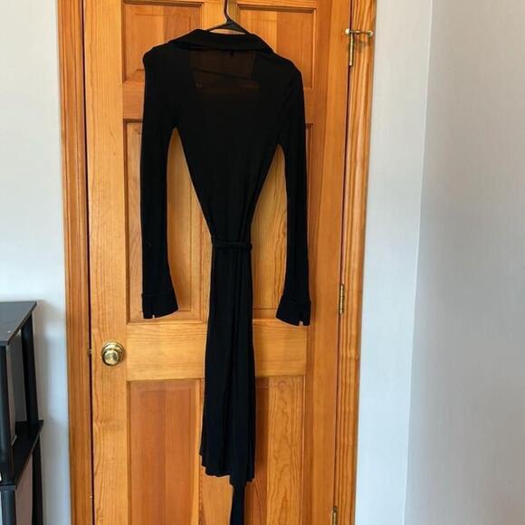 Diane Von Furstenberg Black V Neck Long Sleeve Wrap Maxi Dress Size 0 - Picture 4 of 9